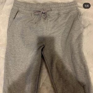 grey joggers w a tie!